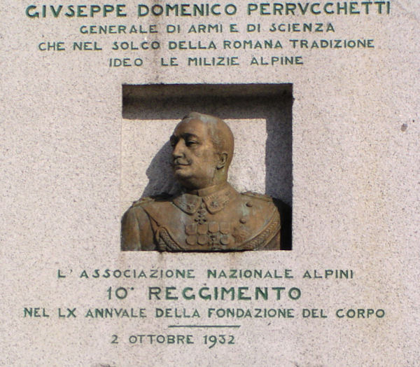 Monumento al generale Perrucchetti